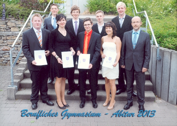 http://www.beruflichesgymnasium.de/pixlie/cache/vs_Abiturzeugnisse 2013_abitur2013 stk10.2.jpg